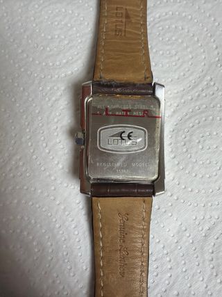 Reloj Lotus Marrón y Plateado