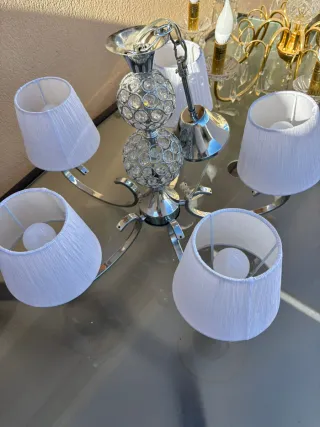 Lámpara de techo colgante con esferas de cristal