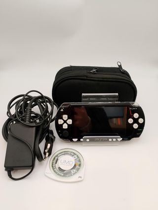 CONSOLA PSP NEGRA + CARGADOR + JUEGO
