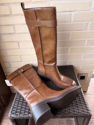 Botas altas Zara marrones