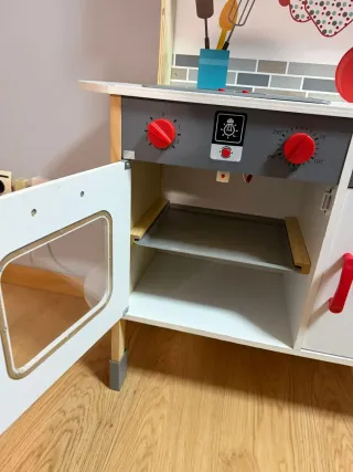 Cucina in legno per bambini