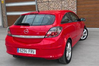 Opel Astra 2007
