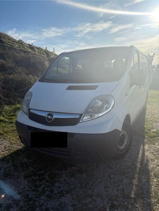 Furgoneta Opel Vivaro camper
