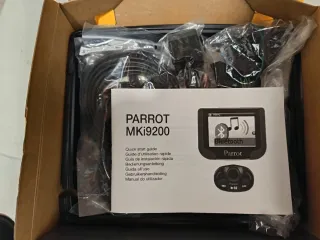 Parrot MKi9200 vivavoce Bluetooth