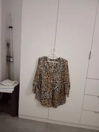 Blusa estampada leopardo