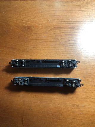 2 Vagoni di modello Scala N