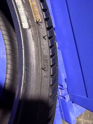 Neumáticos PIRELLI Moto3 Agua