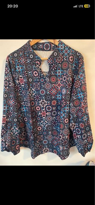Blusa estampada étnica talla XL