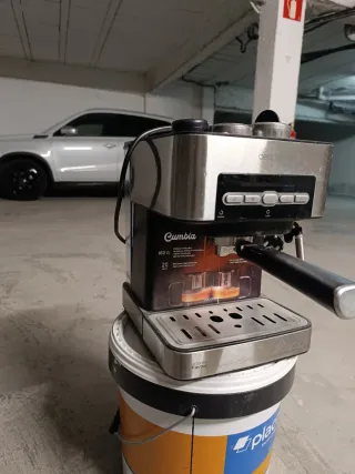 Cafetera Cecotec Espresso 20 Matic