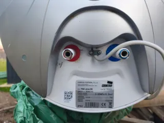 Termo de agua blanco