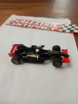 Scalextric Compact Renault F1 R28 escala 1 43