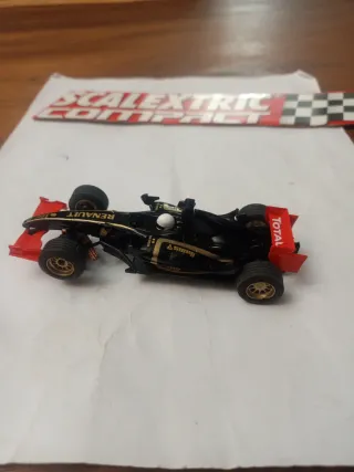 Scalextric Compact Renault F1 R28 escala 1 43