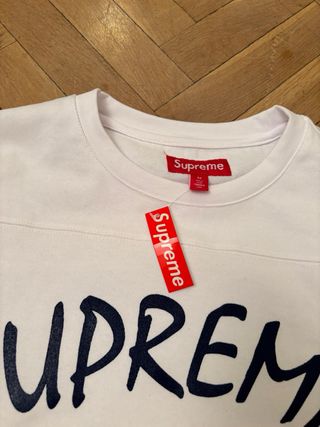 Supreme Longsleeve