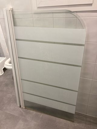 Puerta de cristal abatible para baño