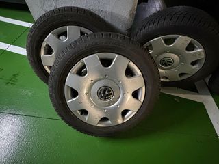 Neumáticos Inv Dunlop 205/55R16 91H + tapacubo VW