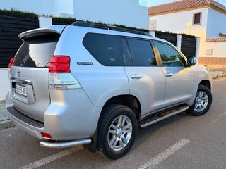 Toyota Land Cruiser 2013