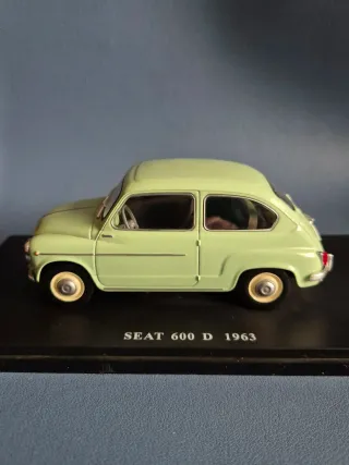 SEAT 600 D 1963 - Escala 1:24 (Salvat/Ixo)