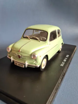 SEAT 600 D 1963 - Escala 1:24 (Salvat/Ixo)
