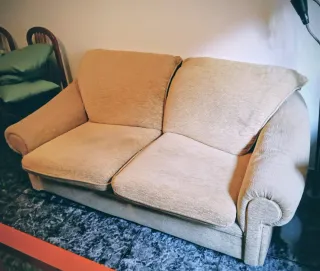 Sofá 2 plazas tela beige