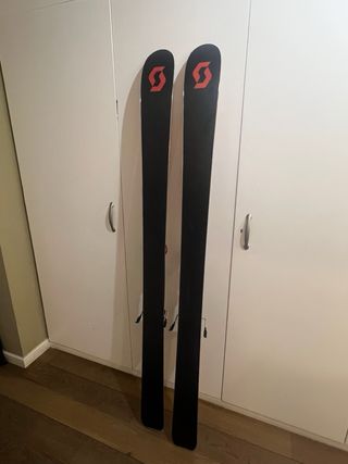 Esquís travesia + piele Scott Rock air 184 y 105mm
