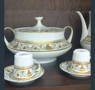 Santa Clara Porcelana Dorada Antigua