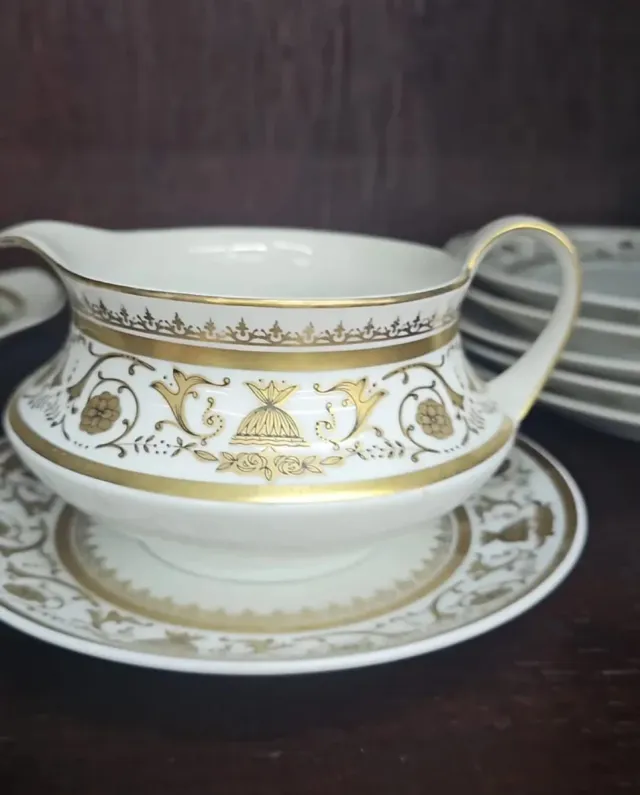 OFERTA / Vajilla Santa Clara Porcelana Dorada