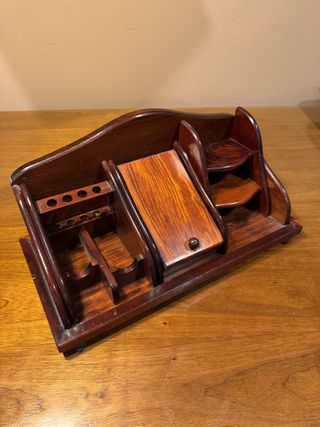 Elegante escritorio de madera de lujo