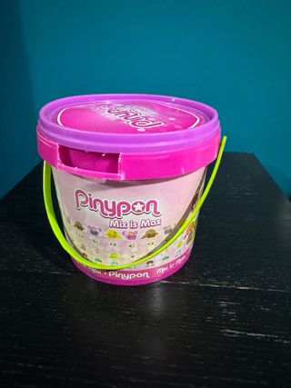 Pinypon cubo contenedor con muñecas