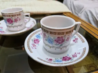 Tazze da caffè vintage floreali