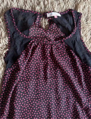 Blusa encaje negro y rosa Talla S