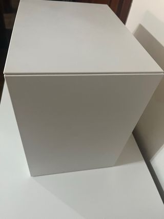 Cubo blanco Medidas-alto-35-ancho-35 y fondo 25