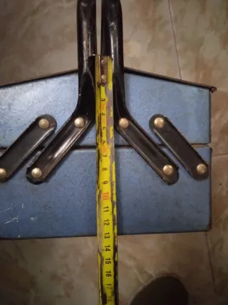 CAJA DE HERRAMIENTAS METÁLICA PEQUEÑA MARCA HECO