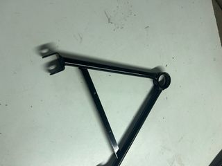 Triángulo Suspensión Delantero Ligier