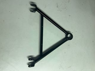 Triángulo Suspensión Delantero Ligier