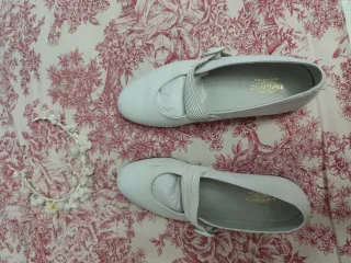 Vestido Comunión + Zapatos + Cancán