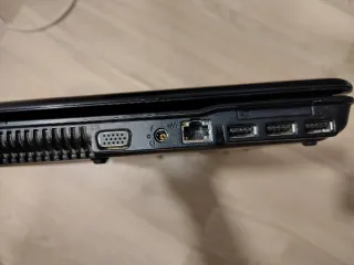 Portátil HP Compaq 610 (HP 250 g3 Celerón)