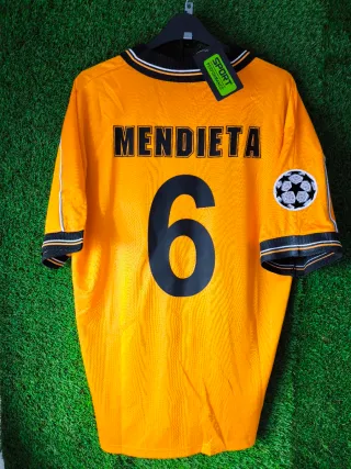 Valencia 99/00 Mendieta