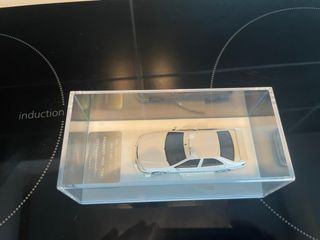 Taxi Peugeot 406 Hot Wheels 1/64