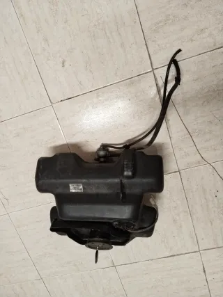 Depósito Gasolina Aerox con Tapón y Llave