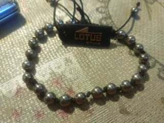 Pulsera Lotus Style Bolas Negras y Plateadas