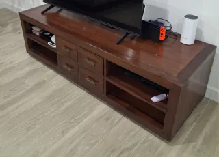 Mueble de salón de madera