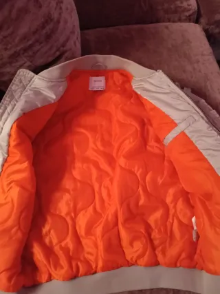 Cazadora Bomber Beige Bershka