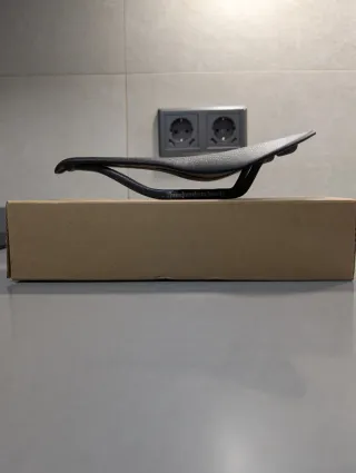 Sillín Elita One 145mm Negro