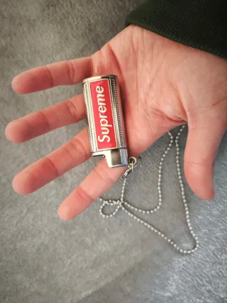 Colgante Supreme Rojo y Plateado