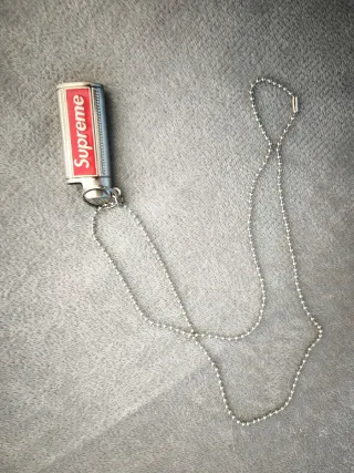 Colgante Supreme Rojo y Plateado