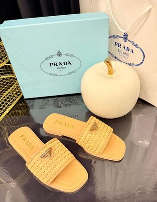 Ciabatte Prada Milano Beige
