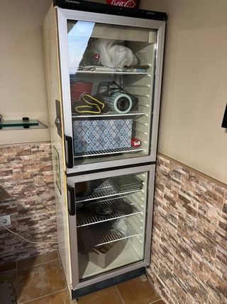 Nevera expositora cristal 185 de alto, 60 de ancho