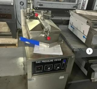 Freidora a presión: movil 643849808