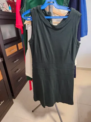 Vestidos de fiesta y trajes chaqueta