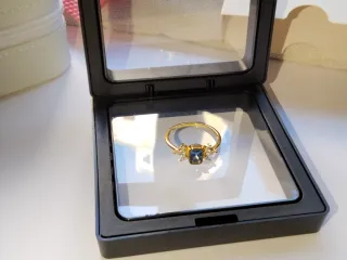 Anillo Plata Bañada Oro Cristal Azul. Talla 14